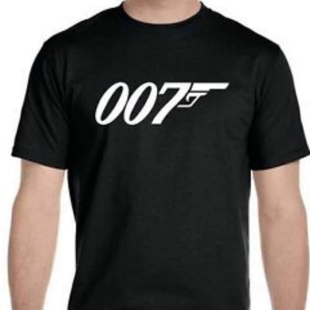 James Bond 007 t-shirt.